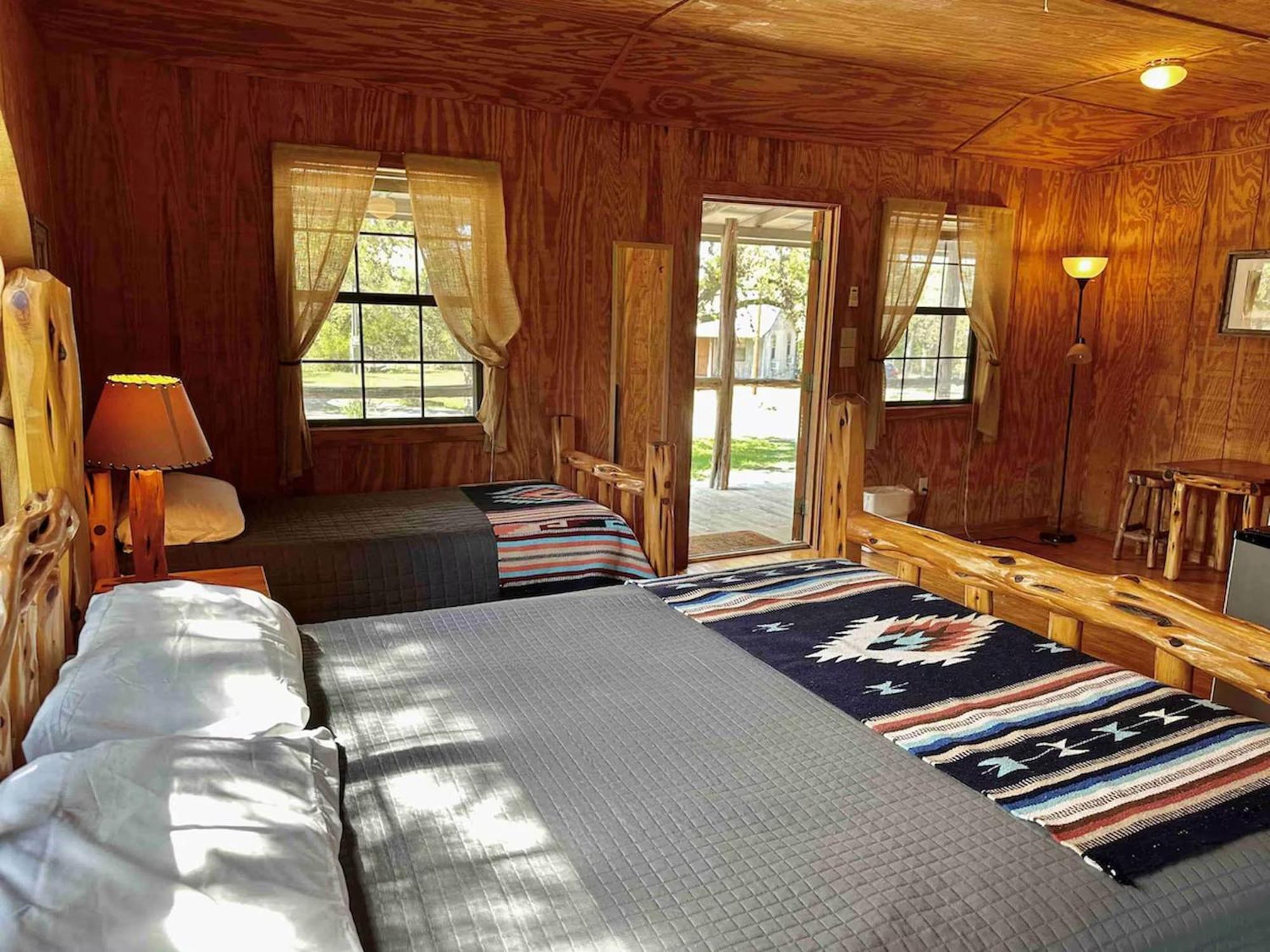 Crc Ranch Retreat Hotel Bandera Room photo