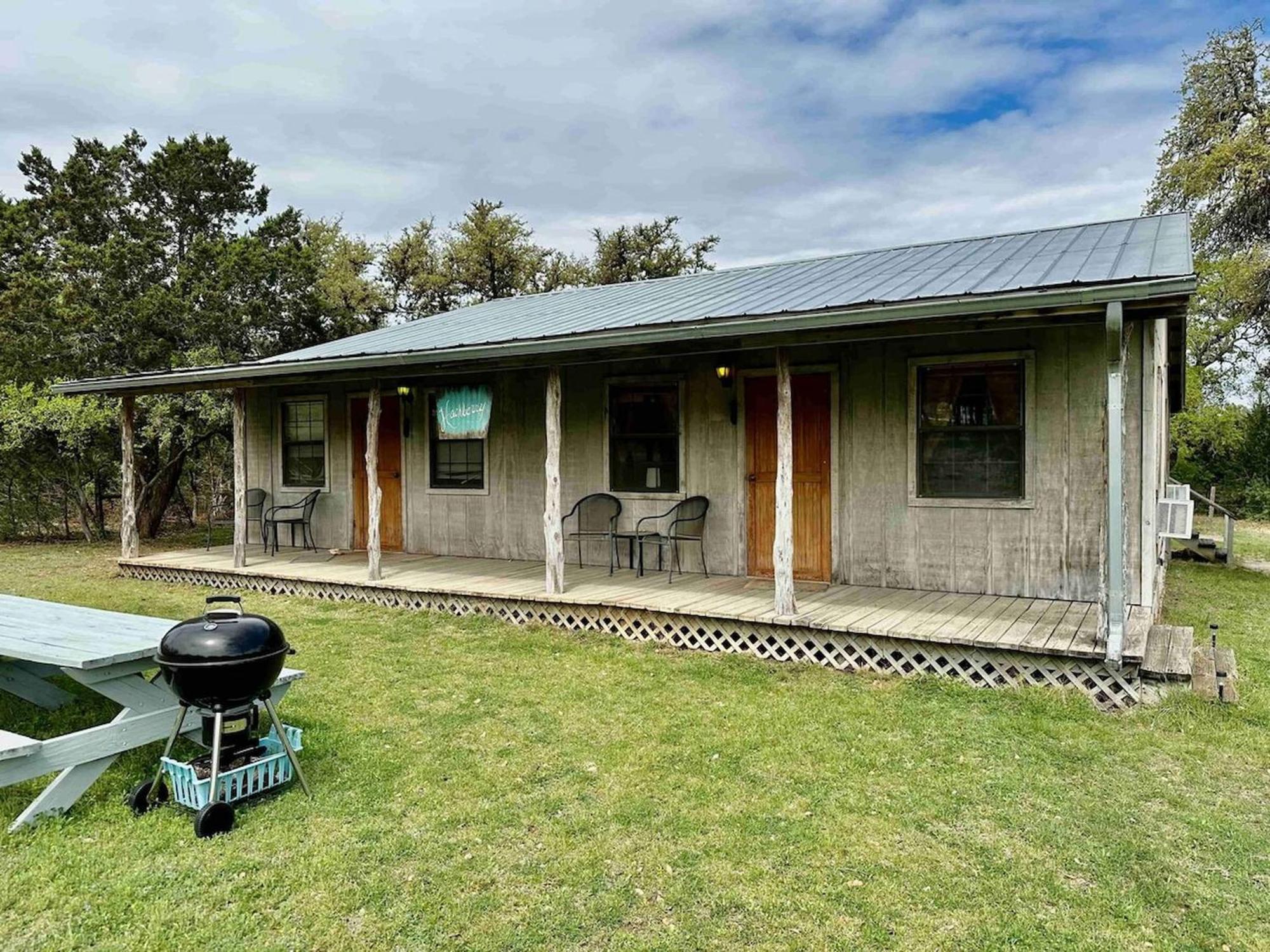 Crc Ranch Retreat Hotel Bandera Room photo